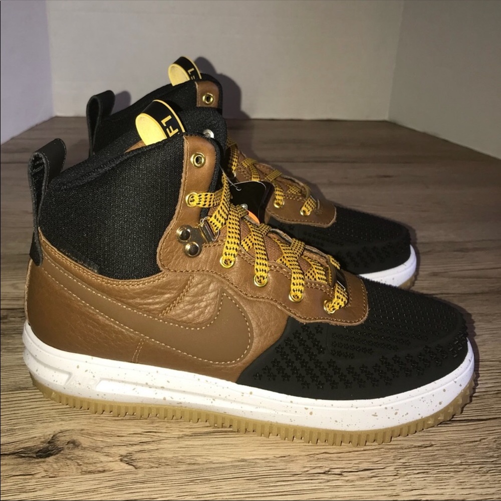 NWT Nike Lunar Force 1 Duckboots (GS), sz 6 Women